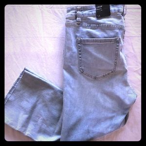 Venezia by Lane Bryant Crop Blue Jeans Flower NWT